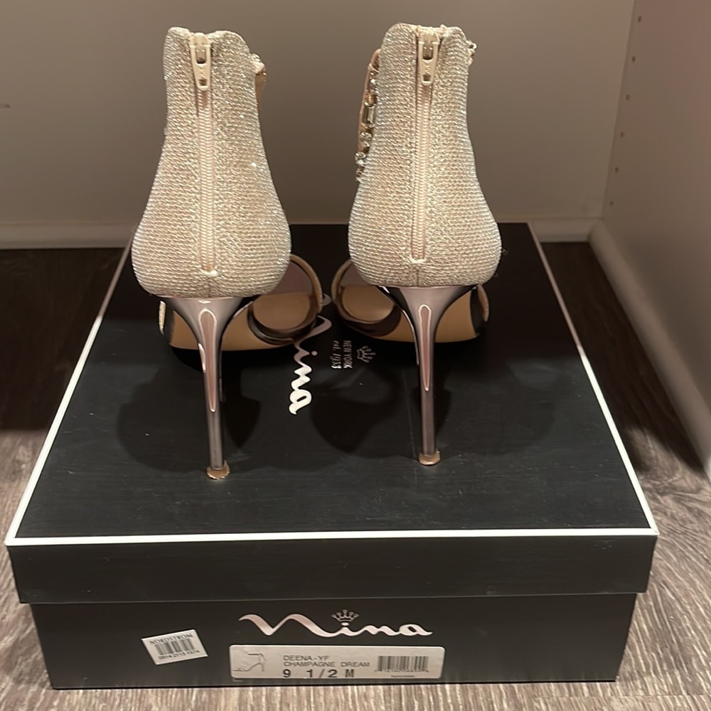 Like new - work once Nina- Deena champagne dream heels sz 9.5 - Picture 6 of 6